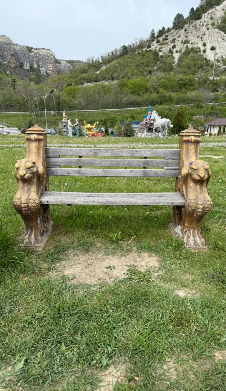 Лавочка «Грифон», купить в Крыму и Севастополе