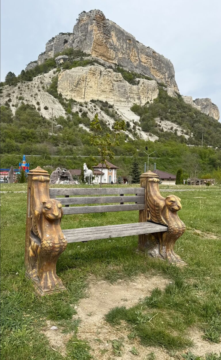 Лавочка «Грифон», купить в Крыму и Севастополе