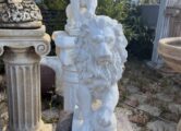 Лев с шариком из натурального камня, купить в Крыму и Севастополе