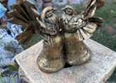 Голуби на колокольчике, купить в Крыму и Севастополе